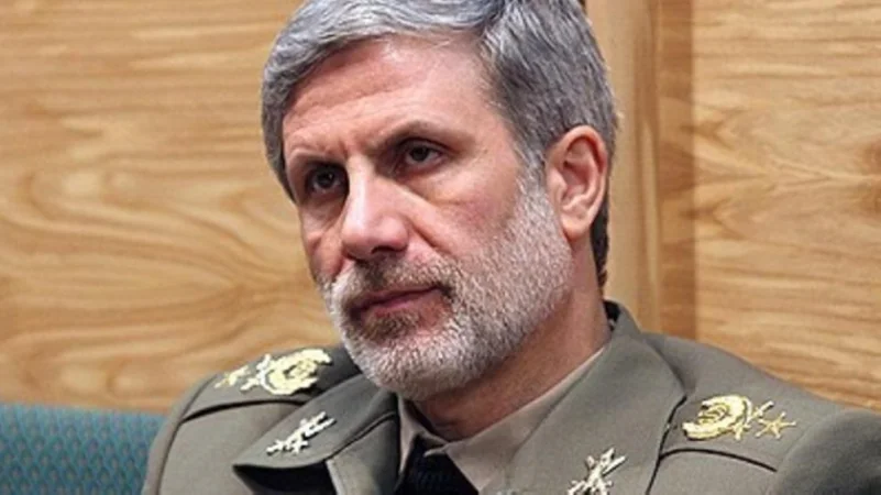 وزير الدفاع الإيراني يعترف: ندعم الحوثيين