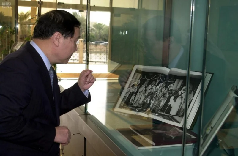 سفير الصين يشيد بالدور الحضاري لمكتبة الملك عبدالعزيز