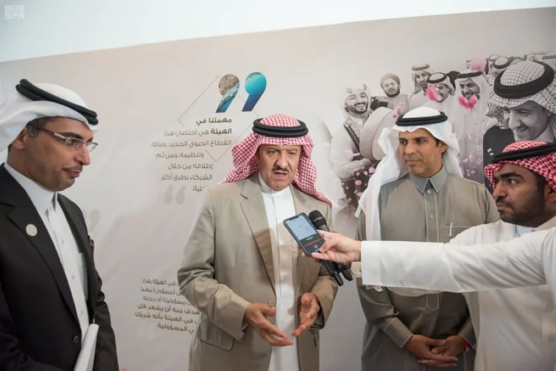 سلطان بن سلمان : شراكة هيئة السياحة مع وزارة النقل كبيرة ومثمرة