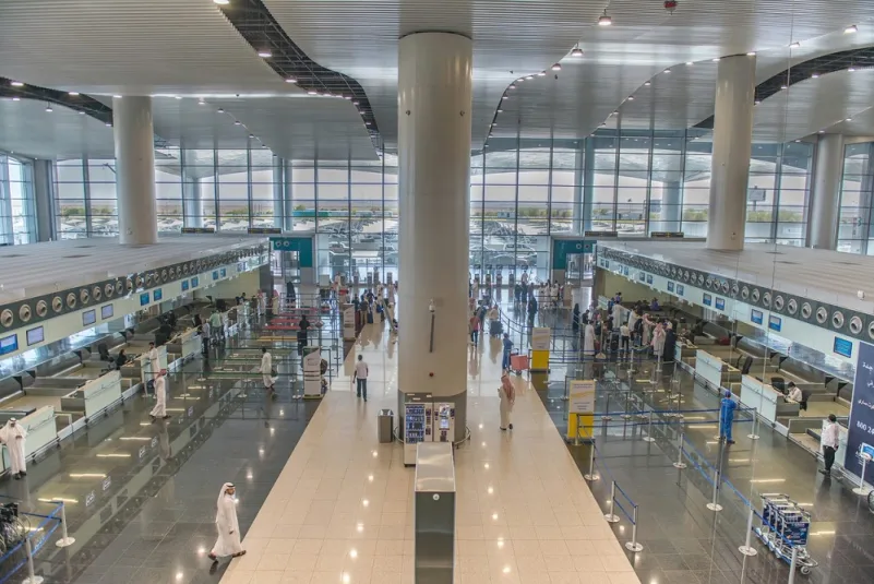 مطار الملك خالد الـ11 دوليا في الالتزام بالمواعيد