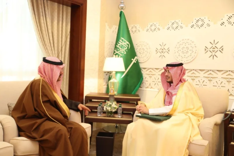 الأمير أحمد بن فهد يستقبل محافظ حفر الباطن