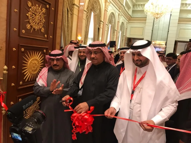 90 متحدثا محليا ودوليا في المؤتمر السعودي لطب الأسنان
