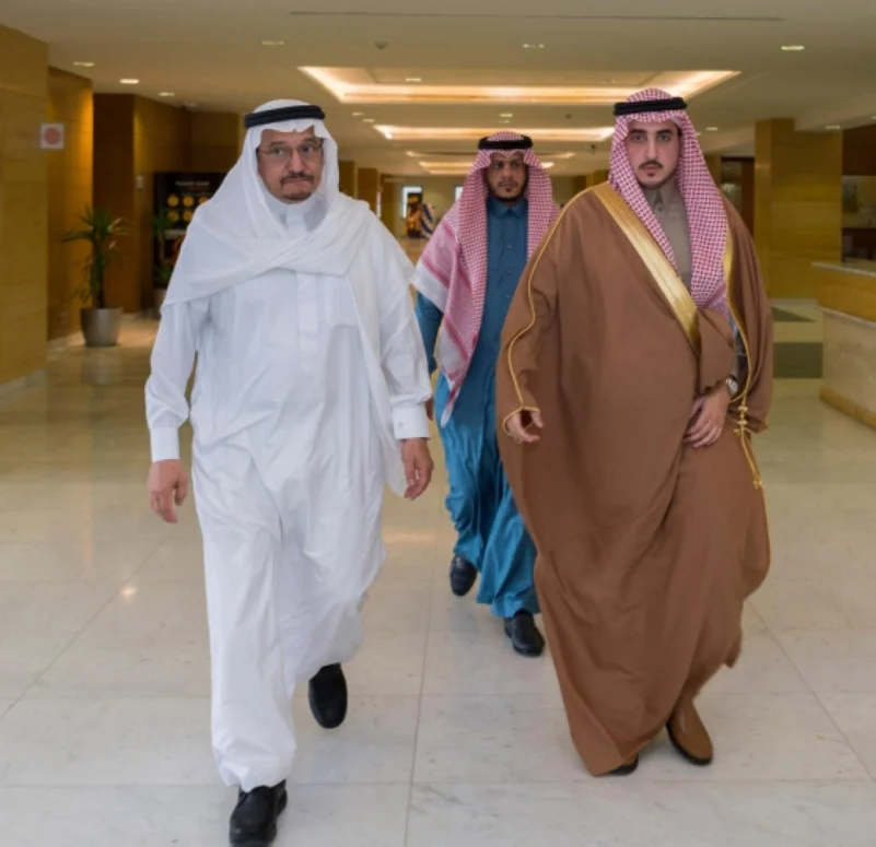 أمير الجوف يلتقي وزير التعليم في ختام زياراته لعدد من الوزراء بالرياض