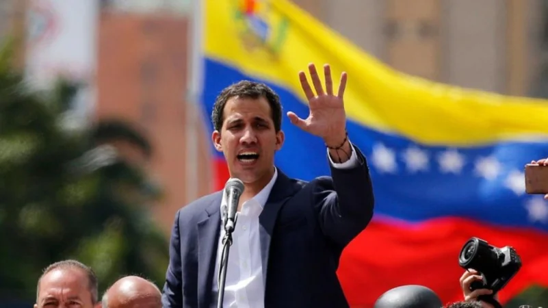 بريطانيا واسبانيا تعترفان بغوايدو رئيسًا مؤقتا لفنزويلا