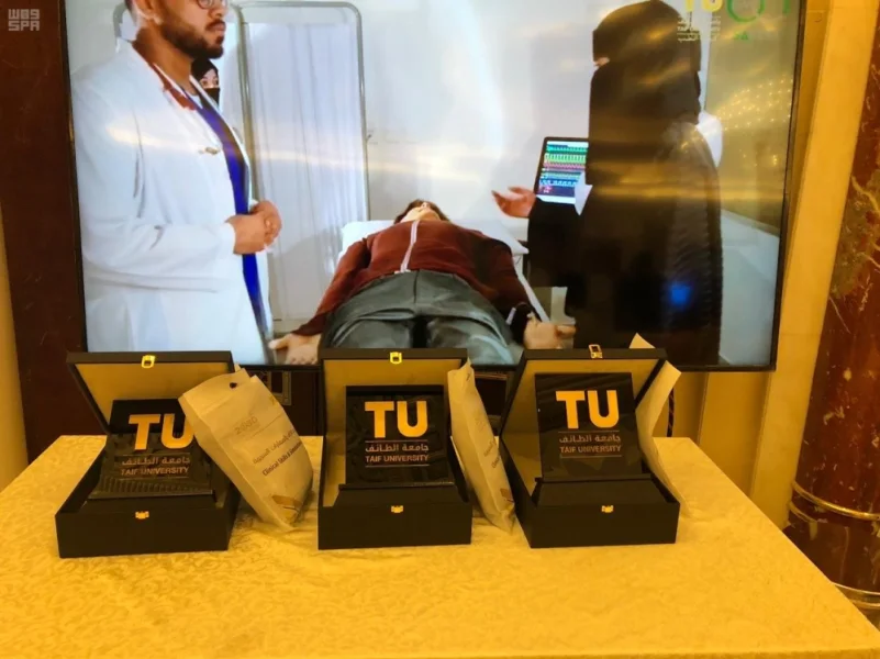 جامعة الطائف تعرض أجهزة المحاكاة في مؤتمر طب الطوارئ الدولي