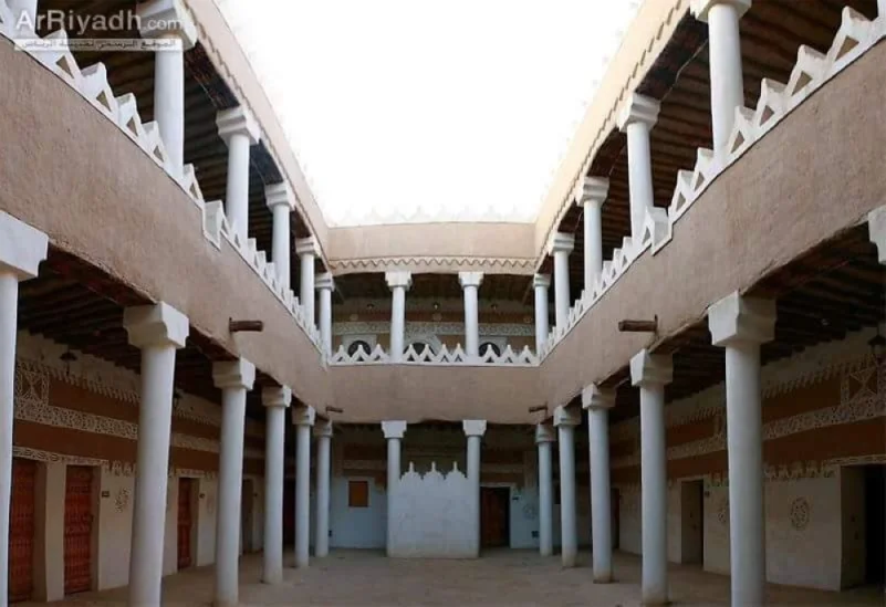 دارة الملك عبدالعزيز توثق "قصر البديعة" تاريخيا ومعماريا