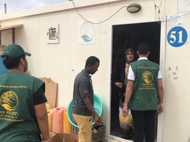 "سلمان للإغاثة" يوزع 750 سلة غذائية للاجئين اليمنيين في جيبوتي