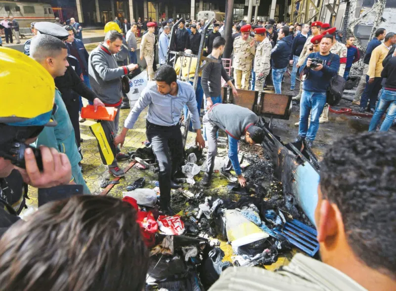 24 قتيلا و50 مصابًا في حادث قطار محطة مصر