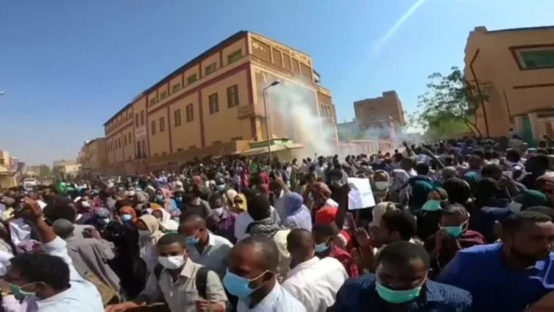 استمرار الاحتجاجات في السودان بالرغم من حظر التظاهر