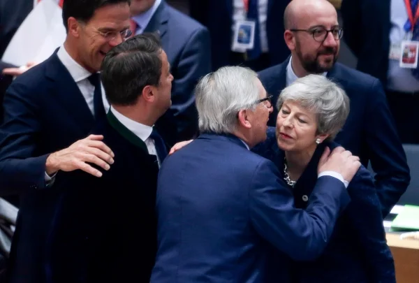 قادة الاتحاد الأوروبي يزيدون الضغوط على البرلمان البريطاني للموافقة على اتفاق بريكست
