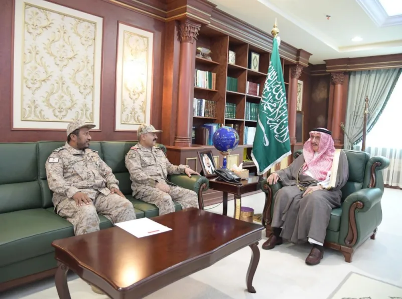 محمد بن ناصر يستقبل قائد قوة جازان ومدير مستشفى القوات المسلحة