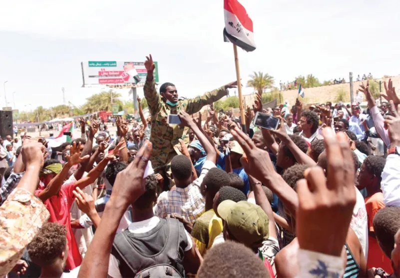 «العسكري الانتقالي» للعالم: ملتزمون بإرساء دعائم حكم مدني قويم في السودان