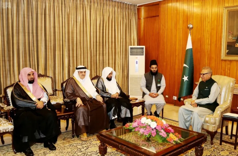 الرئيس الباكستاني يستقبل إمام المسجد الحرام