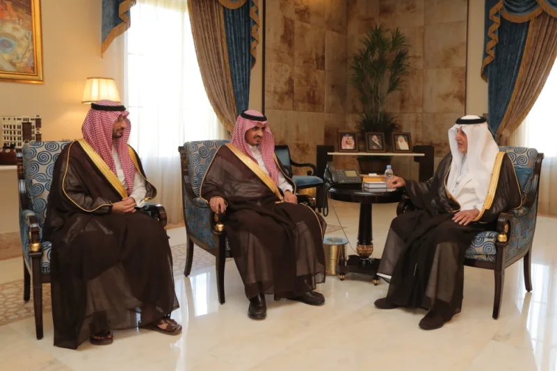 أمير مكة يستقبل وزير الحرس الوطني
