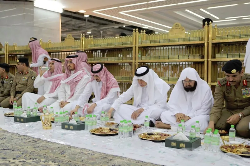 أمير مكة: القيادة حريصة على ضرورة تقديم أرقى الخدمات لقاصدي المسجد الحرام