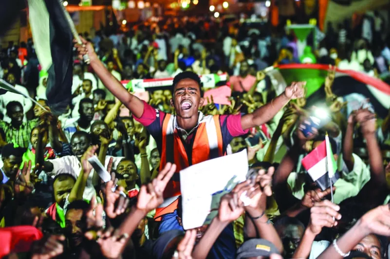 السودان.. «الحرية والتغيير» تتمسك برفض رئاسة عسكري للمجلس السيادي