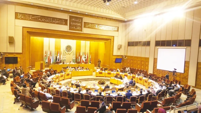 البرلمان العربي يدعو الأطراف السودانية للالتزام بالحوار السلمي