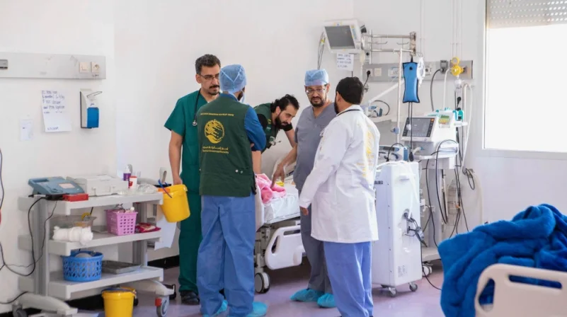 "سلمان للإغاثة" يجري 16 عملية قلب مفتوح وقسطرة في المغرب