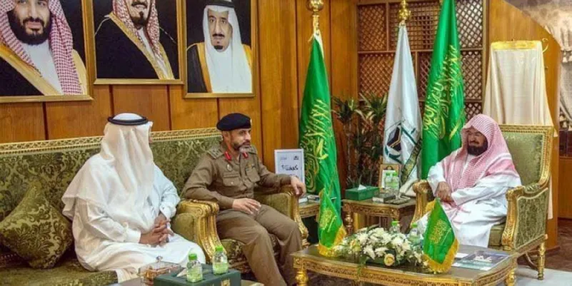 السديس يناقش استعدادات موسم الحج مع قائد قوة أمن المسجد الحرام