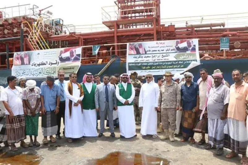 "إعمار اليمن" يسلم "المهرة" الدفعة الشهرية من المشتقات النفطية