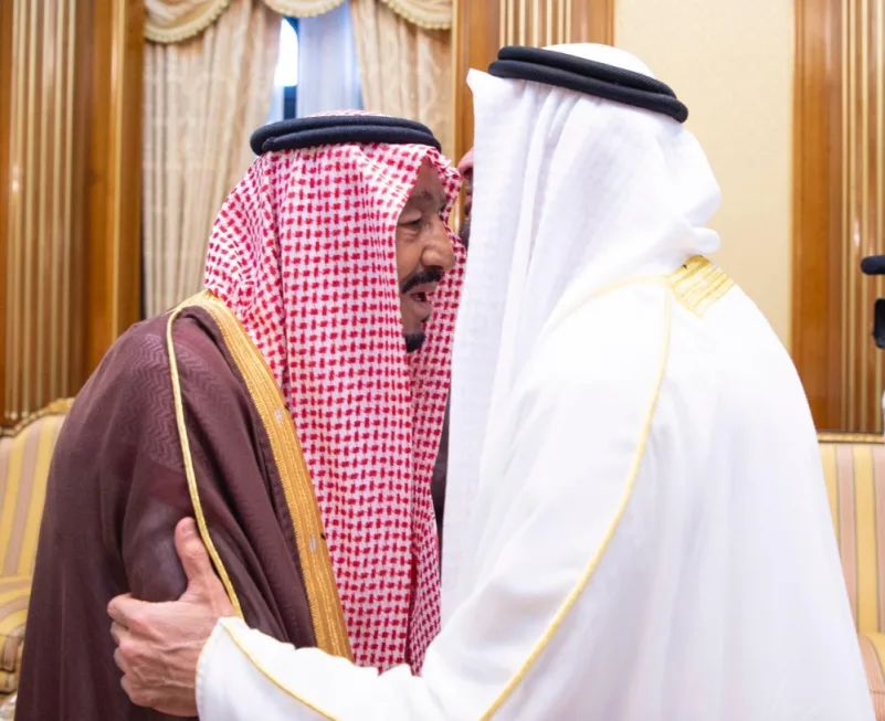 الملك سلمان يبحث التطورات اليمنية مع ولي عهد أبوظبي