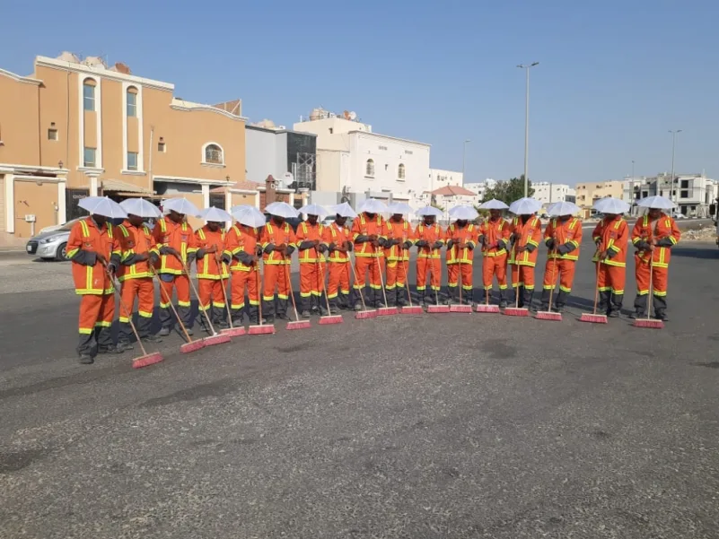 أمانة الشرقية : 3000 رجل نظافة يرتدون الزي الموحد في حاضرة الدمام
