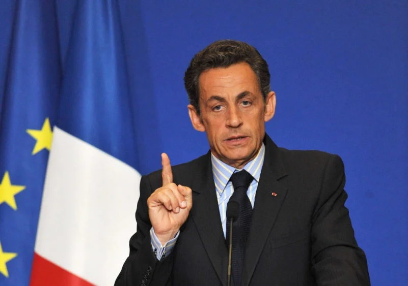 إدانة مصرفي فرنسي في قضية التمويل الليبي لحملة ساركوزي
