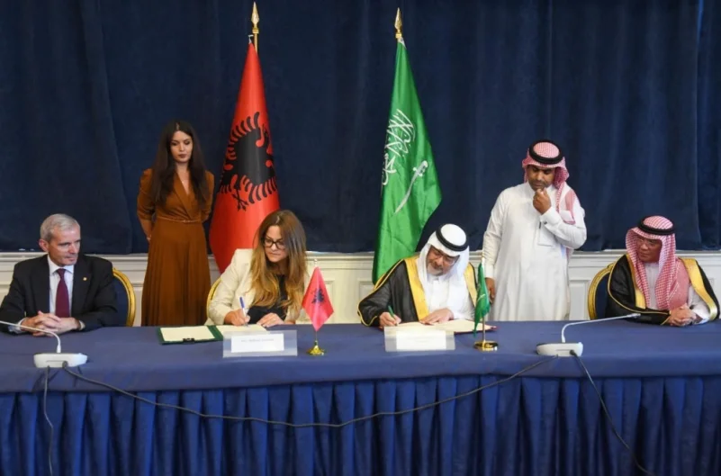 السعودية وألبانيا تتفقان على توسيع التبادل التجاري