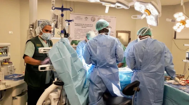 "سلمان للإغاثة": إجراء 15 عملية قسطرة و 3 جراحات قلب مفتوح في موريتانيا