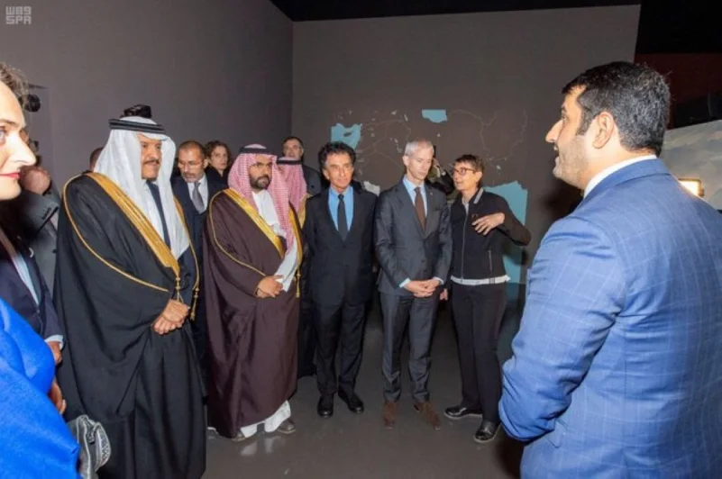 سلطان بن سلمان يحضر حفل افتتاح معرض العلا في باريس
