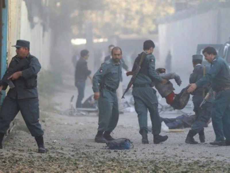 أفغانستان : إصابة 20 طفلا بمدرسة تحفيظ للقرآن في انفجار شاحنة
