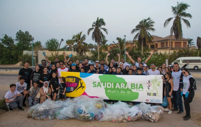 التطوع لحماية البيئة ينقل «حجاز بلوجرز» للعالمية