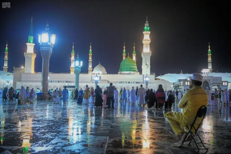 صور.. هكذا بدا "المسجد النبوي الشريف" أثناء هطول أمطار المدينة