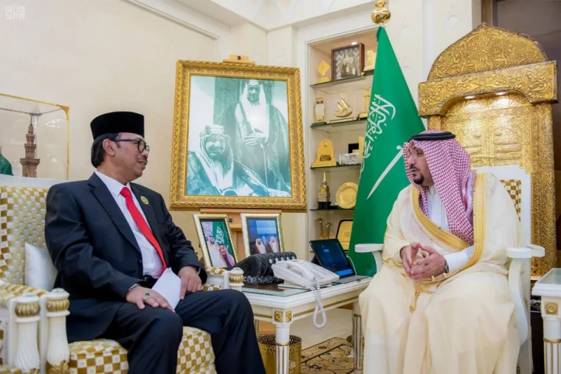 أمير القصيم يستقبل سفير اندونيسيا لدى المملكة