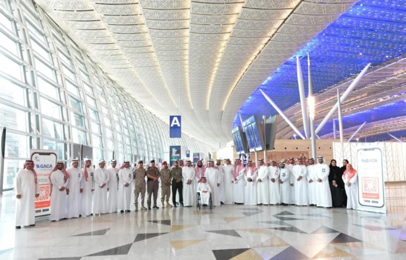 تطبيق خدمة "إشارة" للمسافرين الصم بمطاري الرياض وجدة