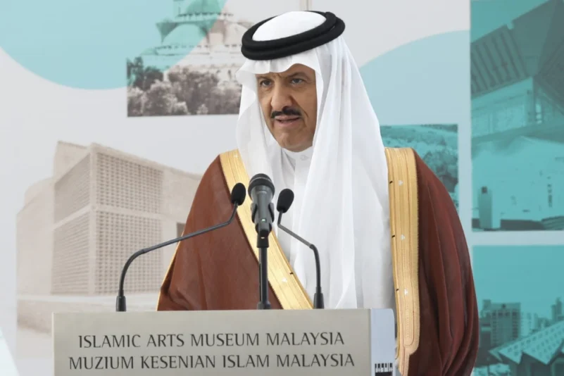 سلطان بن سلمان : المملكة بقيادة خادم الحرمين تولي المساجد أولوية قصوى