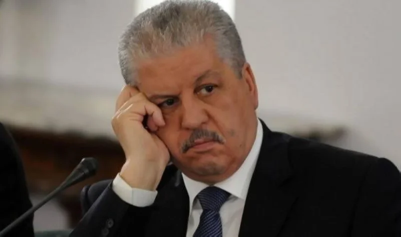 الجزائر : سجن رئيسي وزراء سابقين 15 و12 عامًا بتهم الفساد