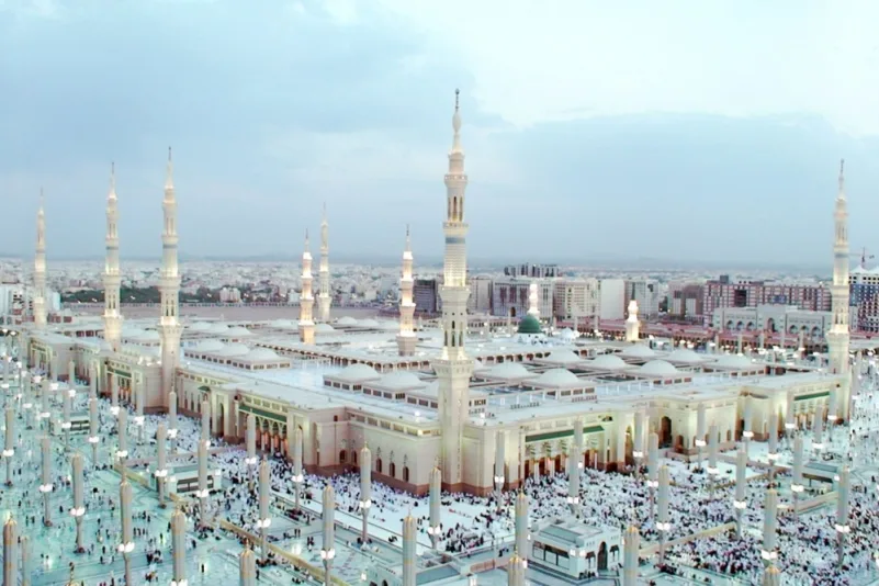 "المسجد النبوي" يناقش إعداد المعايير العالمية للسلامة