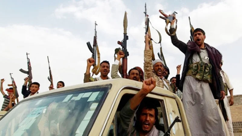 مليشيا الحوثي الإرهابية تستهدف مدنيًا في الحديدة
