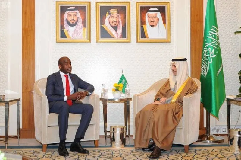 وزير الخارجية يستقبل سفير غينيا بيساو لدى المملكة