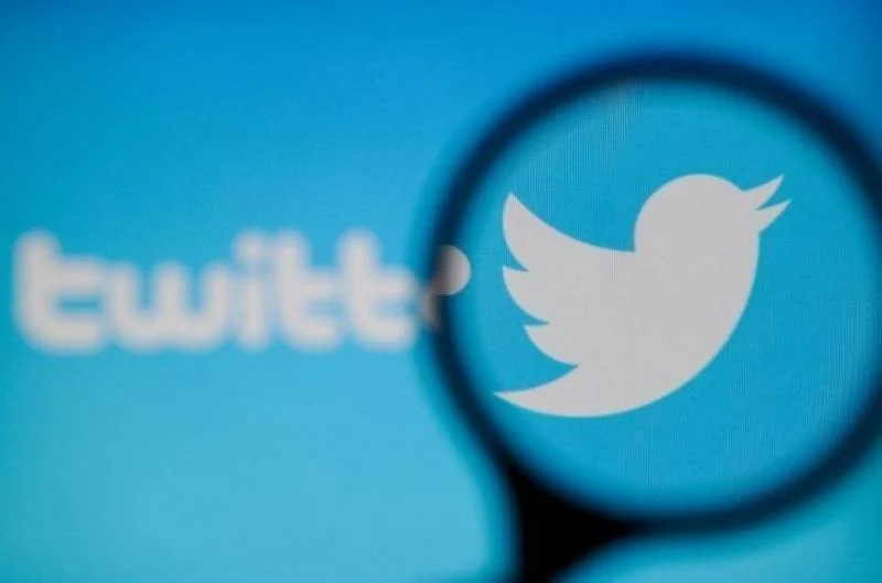 "تويتر" تتيح ردود الفعل التعبيرية لأول مرة