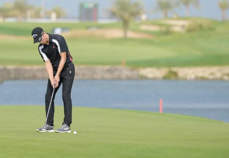 "ماكداول" يستعيد صدارة بطولة السعودية الدولية للجولف بفارق ضربة واحدة
