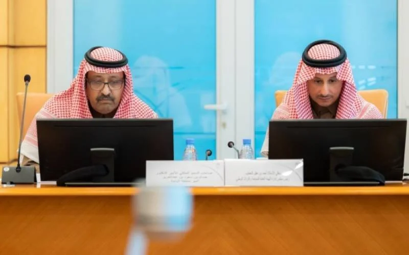 أمير الباحة يبحث مع رئيس "السياحة" تطوير وتحفيز الاستثمار السياحي بالمنطقة