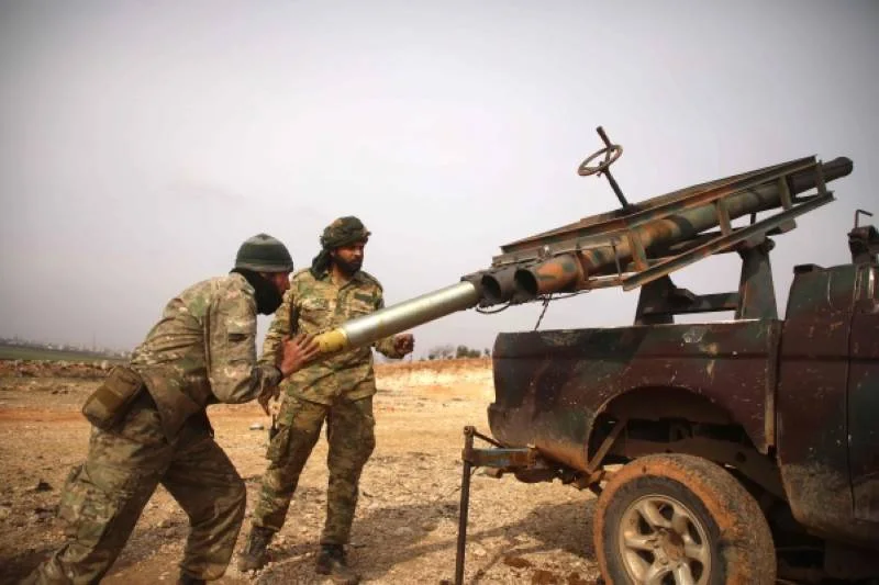 إسقاط مروحية لقوات النظام السوري في شمال غرب سوريا ومقتل طاقمها