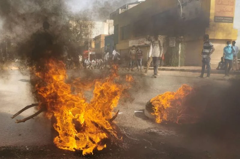 الشرطة السودانية تفرق تظاهرة بالخرطوم