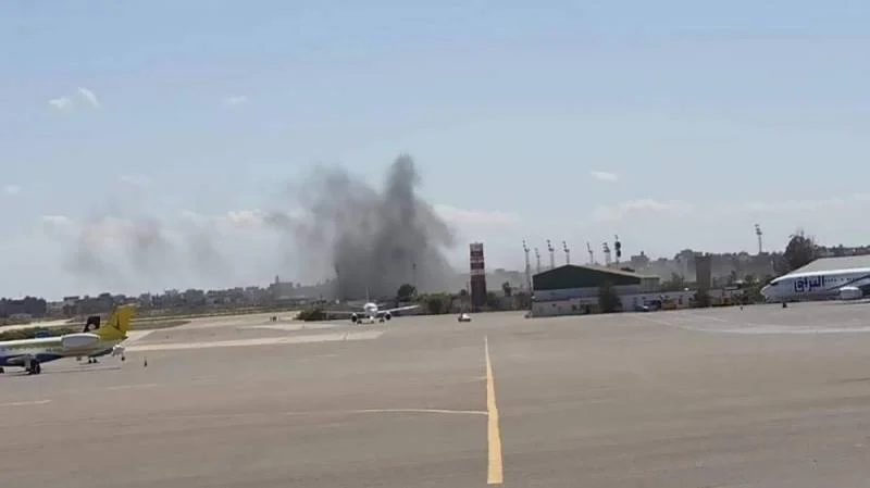 قذائف جديدة تستهدف مطار العاصمة الليبية