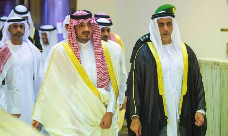 وزير"داخلية الإمارات" يعزي في الأمير طلال بن سعود
