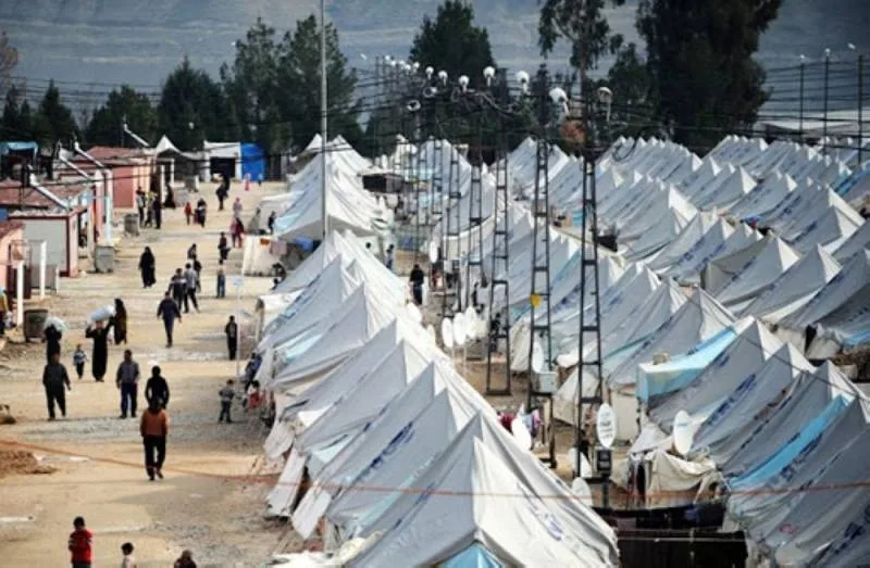 تعقيم 6 مخيمات للفلسطينيين في لبنان للوقاية من "كورونا"