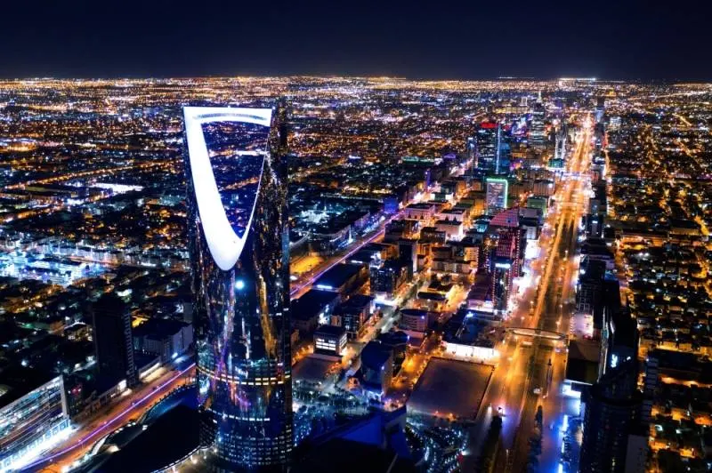 سكان الرياض يتحلون بـ"الوعي والمسؤولية" خلال الساعات الأولى لمنع التجول