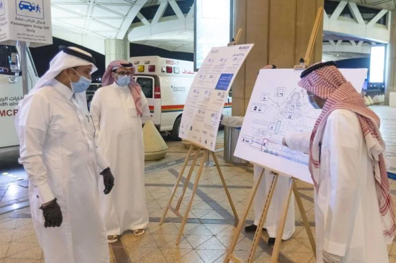 وزير النقل يتفقد مطار الملك خالد‎ ‎استعداداً لاستقبال المواطنين العائدين